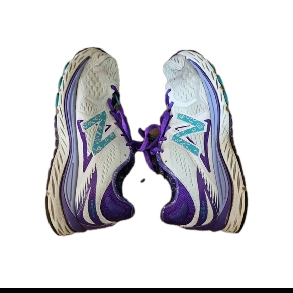 New Balance Womens Run Disney Run Disney Mad Tea Party Limited Shoes 880 V6 10 - Picture 7 of 15